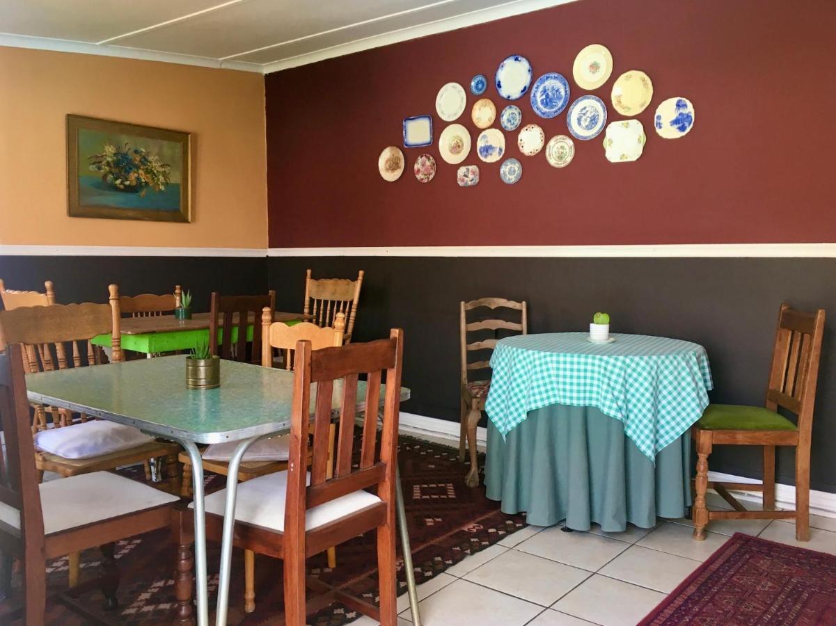 John Montagu Accommodation Luaran gambar