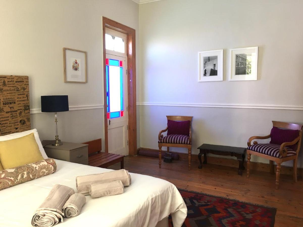 John Montagu Accommodation Luaran gambar