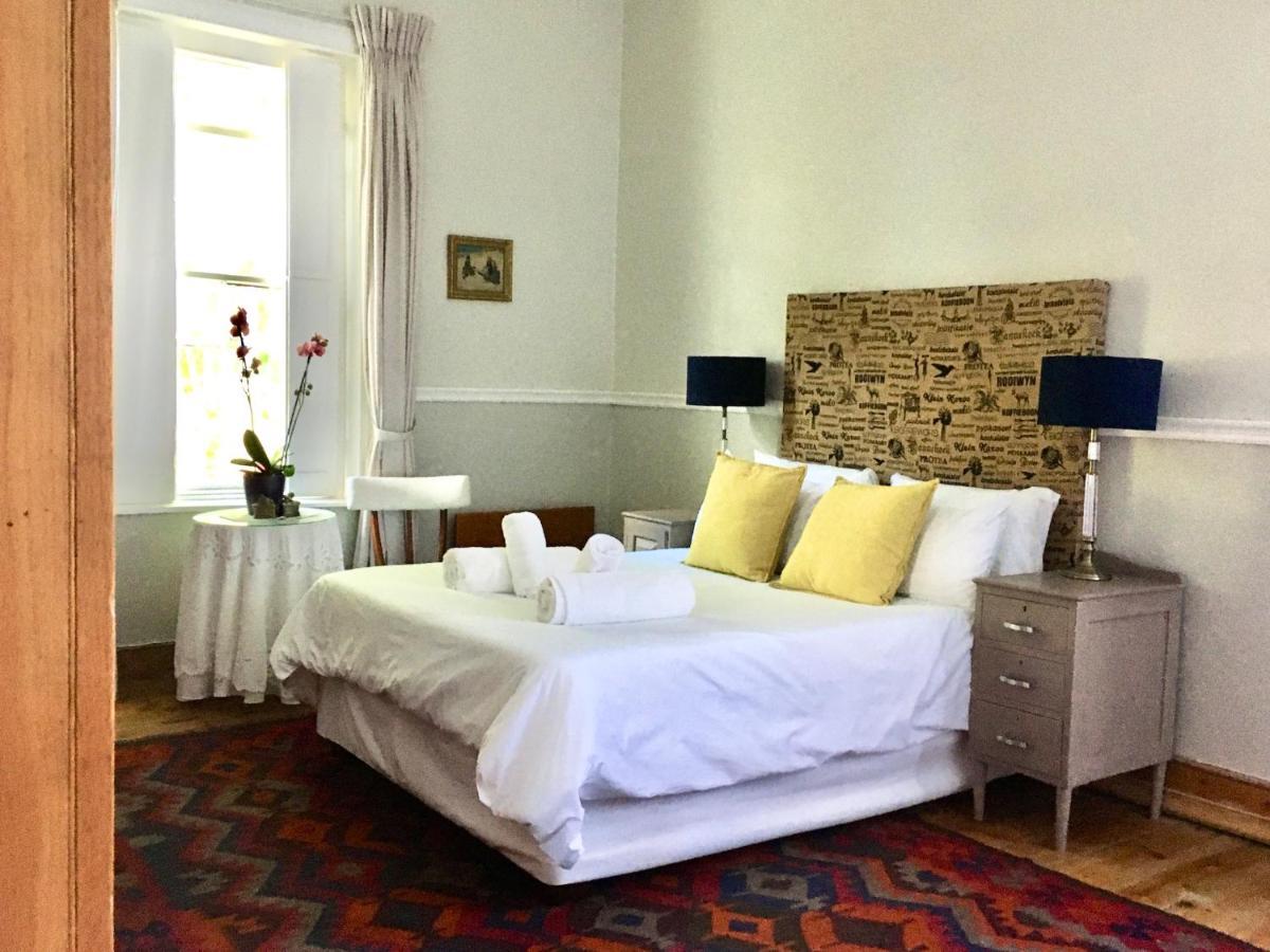 John Montagu Accommodation Luaran gambar